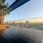 Luxury 20Th-Floor Loft